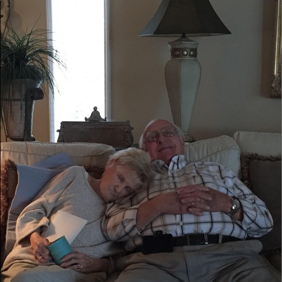 Meet your Posher, Dede - Picture 6 of 7